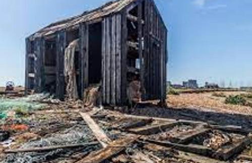 Fabulous Beach Front Holiday Location - Pass the Keys - Photo 14