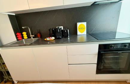 BeckHomes Munich- Large 210 sqm Central Apartment- 7 BR, 6Baths, 3 Kitchens, Up to 18 Guests - Foto 44