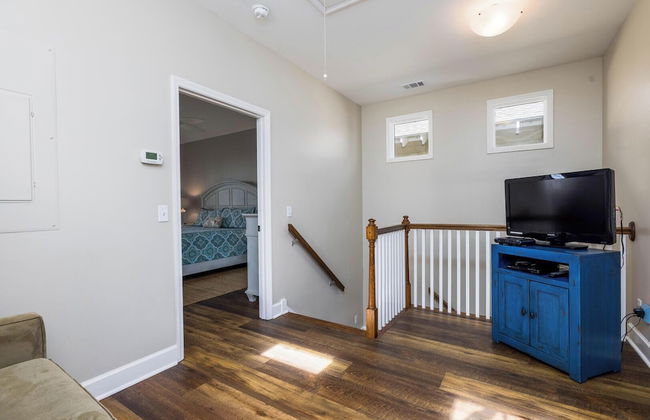 Charleston-style Row House Featured on Hgtv w/ Wifi & Creek Views - Photo 36