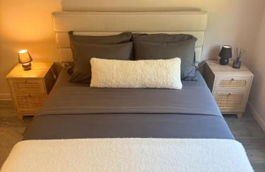 Poconos Modern Chalet I Hot Tub I Home Theater I Fenced Yard I Pet Friendly - Foto 50