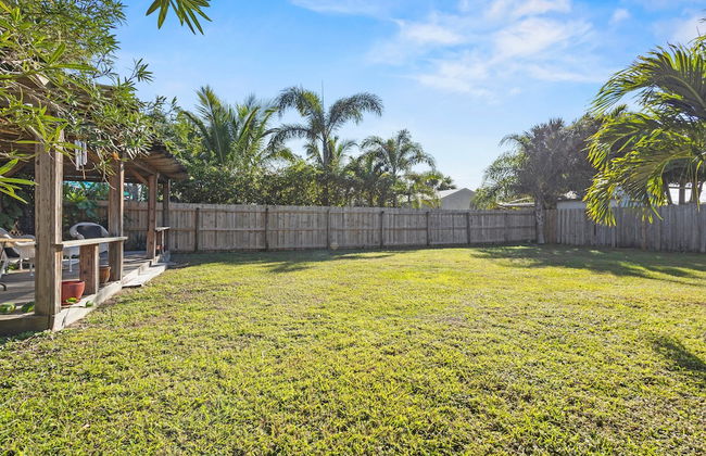 Ocean Song House - Photo 30