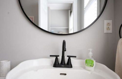 Quiet Historic Corner Easy Walk to Downtown Dining and Entertainment - Foto 54