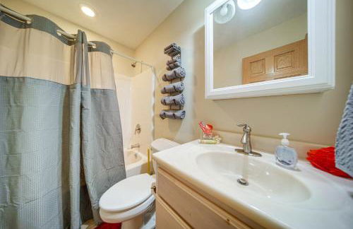 Family and Pet Friendly! 7-Acre Escape in Jefferson - Foto 23