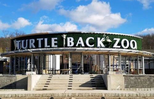 Cozy Retreat Near EWR with NYC access - Photo 27