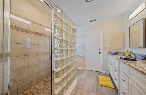 Poolside Paradise: Game room, Pickle ball & Pool - Foto 59