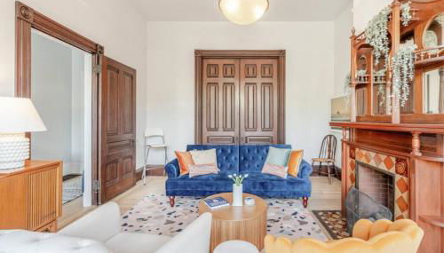 Charming Victorian Oasis with an Elegant and Spacious Haven - Foto 4