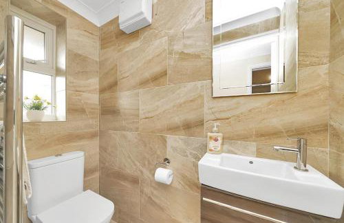 Spacious home in private estate - Foto 16