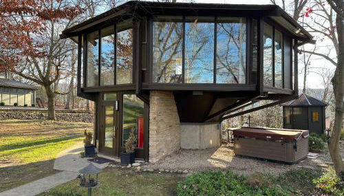 The Escape Pod Cheat Lake, Morgantown, Hot Tub, 2Bed, 2Bath - Foto 2