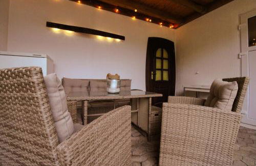 Stilvolle Wellness-Ferienwohnung in Neef Whirlpool, Sauna, Grill, Fitness, Billard & Moselblick - Photo 22