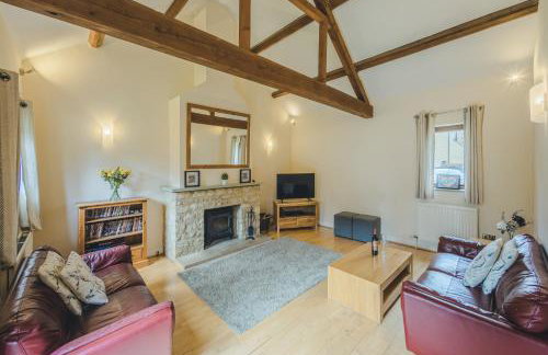 Spacious Cotswolds Barn - 4 Bedrooms, Perfect for Families - Foto 2