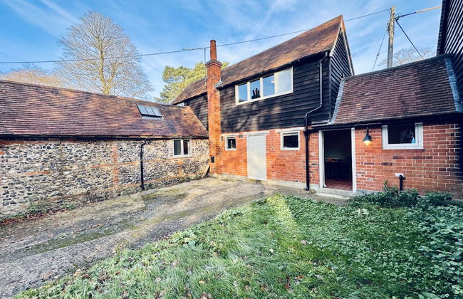 Coombe End Farmhouse Lodge - From 165 Per Night - Foto 1