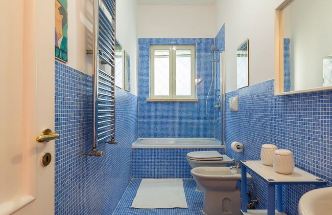 Large Apartment in the Heart of Chiaia - Foto 22