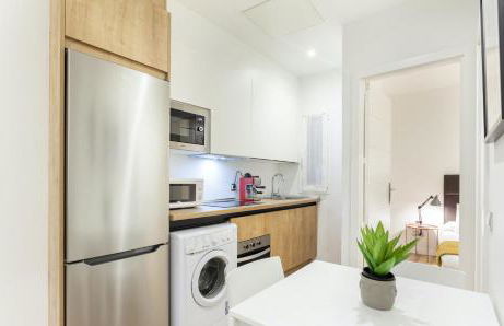 Universidad en Madrid - Photo 13