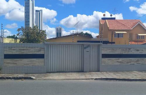 FLAT FAMILIAR com garagem até 5 pessoas - Foto 8