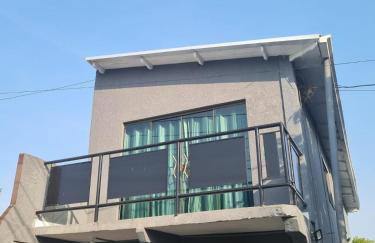 Stúdio andar superior, próximo ao hotel Rafain Palace - Foto 43