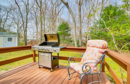 Golf and Unwind Family Home 2 Mi to Covells Beach! - Foto 25