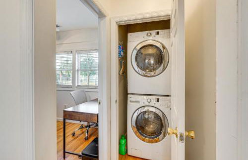 Walk to Beach Keansburg Home with Patio and Fire Pit! - Foto 17