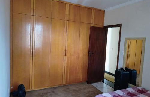 Rua Ipanema 2 Quarto Garagem-Praia clube - Foto 2