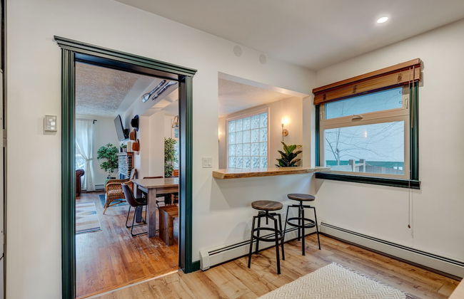 Banff Mtn Home - Real Rockies Experience - Photo 19