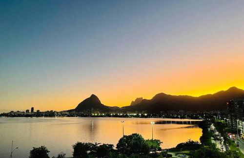 Cobertura Estilosa com Vista Linda e Privacidade - Foto 70