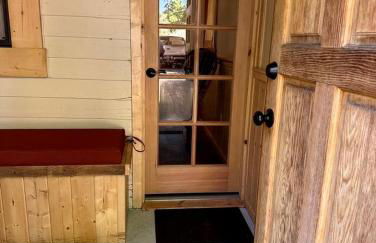 Cozy Rustic Cabin with Riverside Patio on the Pecos River – Pecos, New Mexico - Foto 14