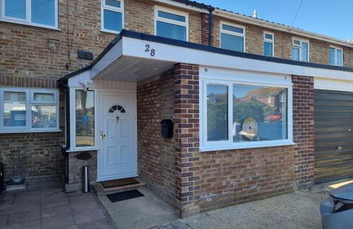 28 ExcellentStays - Heathrow - 5 Bedroom House - Foto 31