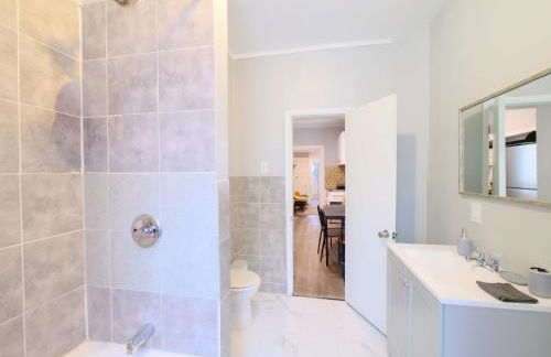 Serene Two-Bedroom Retreat - close to NYC - Foto 19