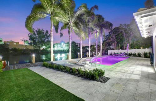 Lakefront Family Fun Home with Private Dock 3BR 2B - Foto 70