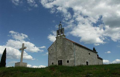 Villa Bubica- cozy holiday home in rural area with pool - Photo 54