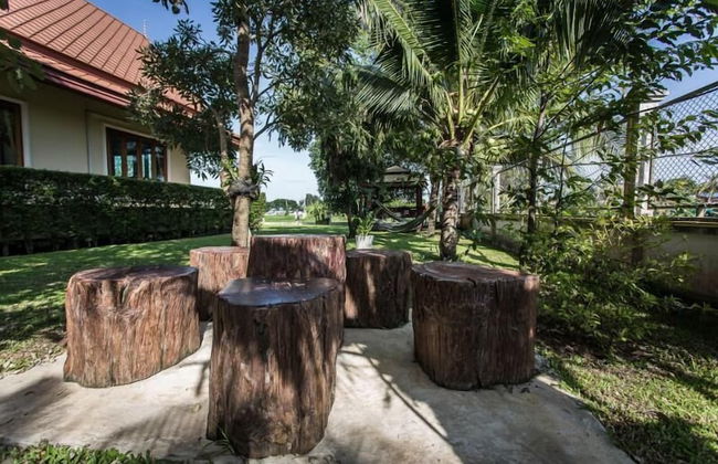 Tharnrarin Villa Suphan Buri - Photo 65