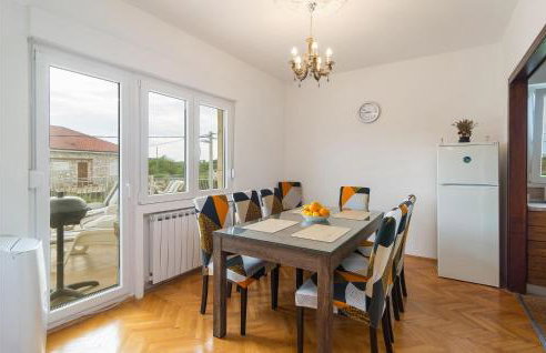 Stunning Apartment In Gornje Selo - Foto 12