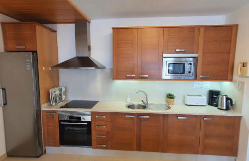 Lujosa Villa 4 hab Piscina, Jacuzzi y Vistas Mar - Photo 24