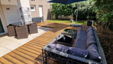 Cosy Decines Groupama Stadium-LDLC Arena Climatisé - Foto 3, Garden