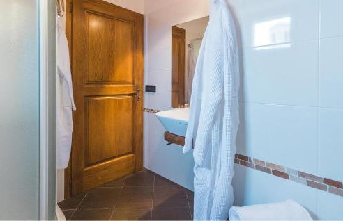 Gorgeous Apartment In Oprtalj With Wifi - Foto 13