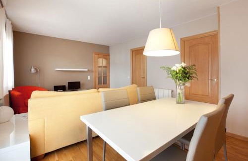 LetsGo Sagrada Familia Penthouse - Photo 42