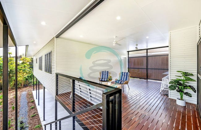 Urbanretreat Modern Outdoor Dining Backyard - Foto 6