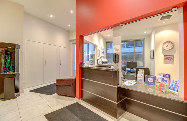 Parkview On Hagley - Photo 2