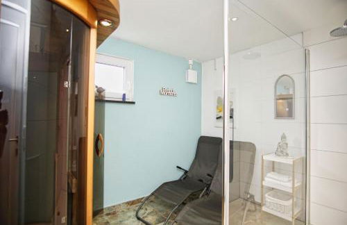 Haus in idyllischer Lage mit Sauna, Terrasse und Garten - Villa Morgensünn - Foto 24