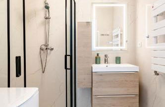 Luxury Apartment with Sea View and Private Beach Access - Photo 15