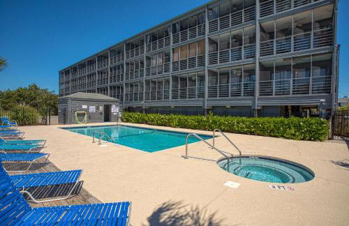 Bella Vista: Marshfront Condo 1 Block To The Beach. Pool & Hot Tub-1st Floor - Photo 22