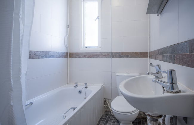 Langland Road - 2 Bedroom Town House - Photo 36