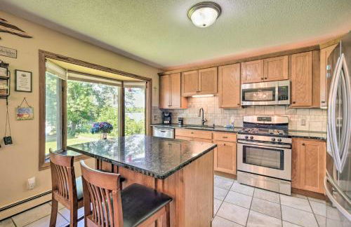 Hugo Home, Direct Lake Access and Private Dock! - Foto 6