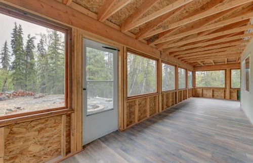 Soldotna Home with 2 Living Areas and Spacious Porch - Photo 25