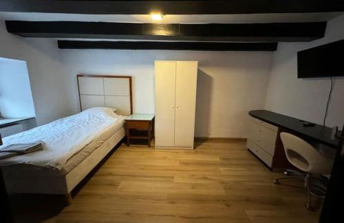 Große Monteurwohnung - 7 Personen - KÜCHE WIFI TV - Foto 5