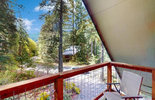 Wooded-View Decks: Family Cabin Retreat in Deming - Foto 2