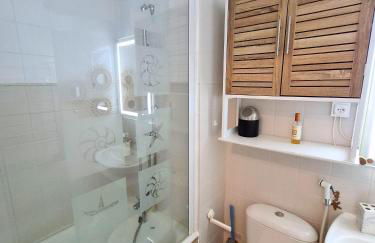 La frégate Port Camargue - proche plage, parking, WIFI, vélos - Photo 6