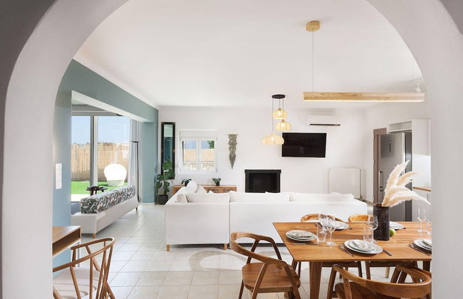 Villa Excesio - With Private Pool - Foto 25