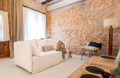 Design house with swimming pool near the sea - Photo 17