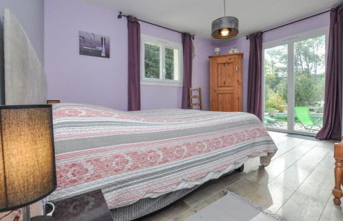 Cozy Home In Besse-Sur-Issole - Foto 23