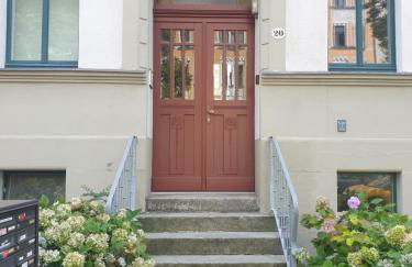 Chemnitz Saxonia HomeDeLuxe Hochwertige 50qm 2-Zimmer-Ferienwohnung mit privaten Kfz Parkplatz Stellplatz mit MWSt-Rechnung mit XXL Hülsta Bett & Etagenbett mit InternetFlatrate - Ideal für Familien, Paare, Kulturinteressierte & Geschäftsreisende! - Foto 20